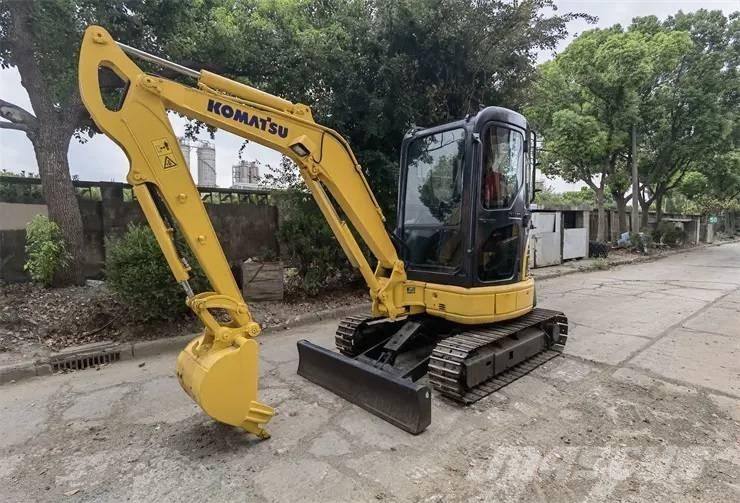 Komatsu PC35 Mini excavators < 7t