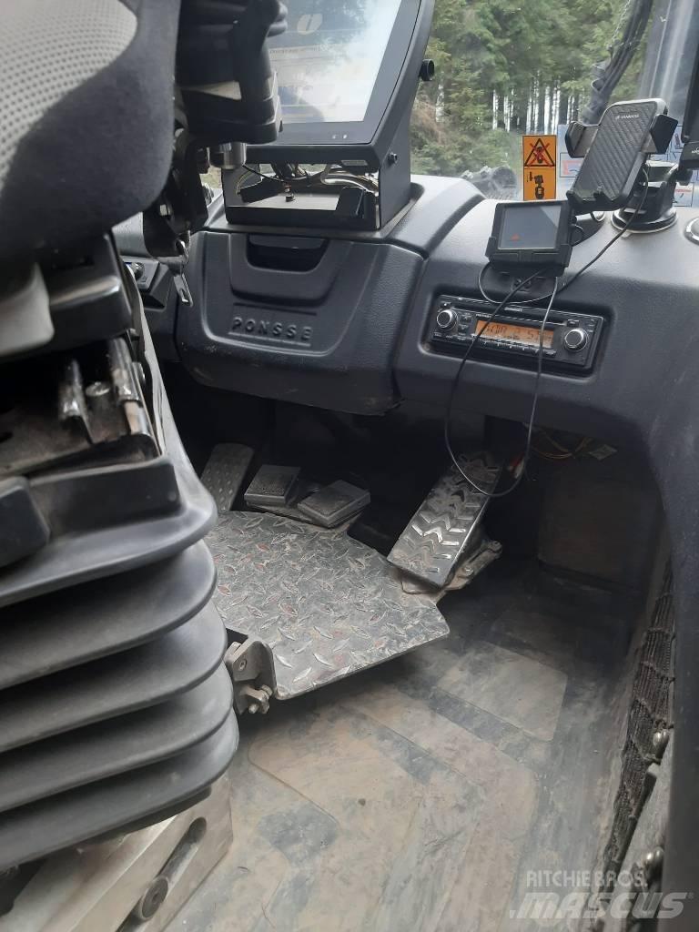 Ponsse Bear 8W Harvesters