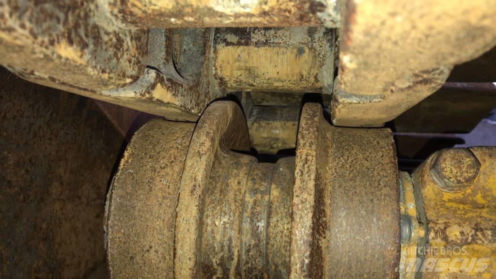 CAT 977 K Crawler FEL's