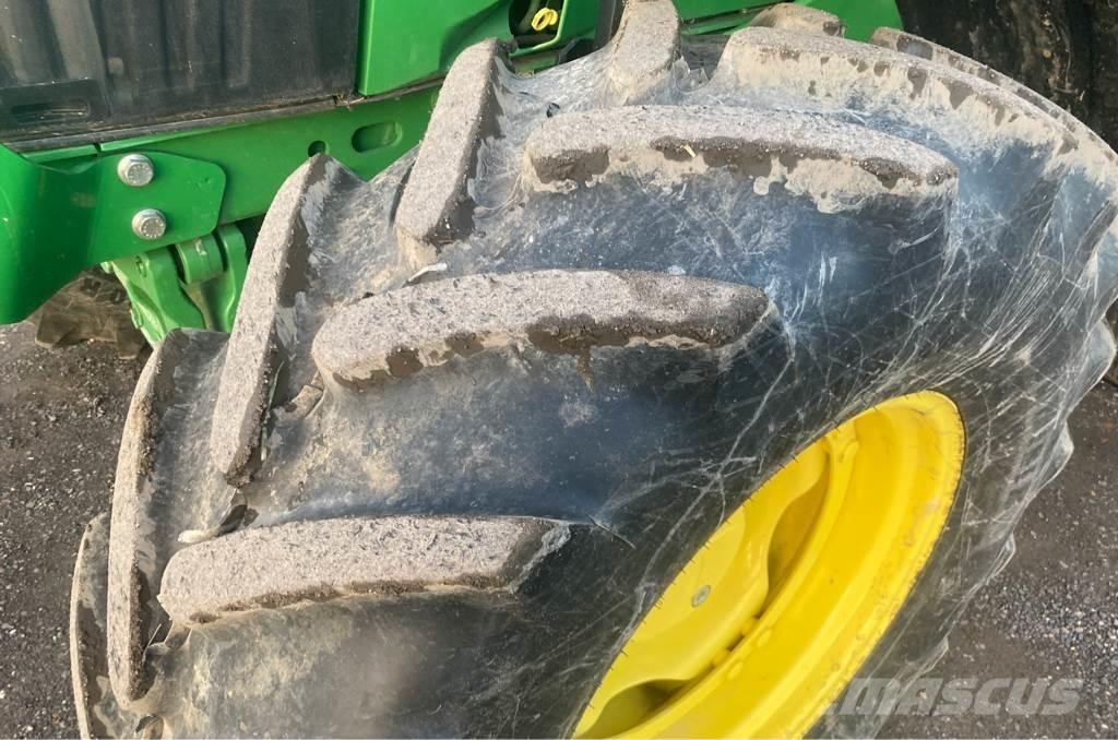 John Deere 6120M Tractors