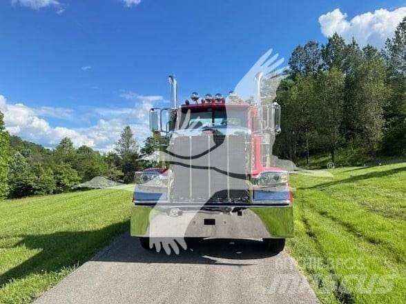 Peterbilt 389 Truck Tractor Units