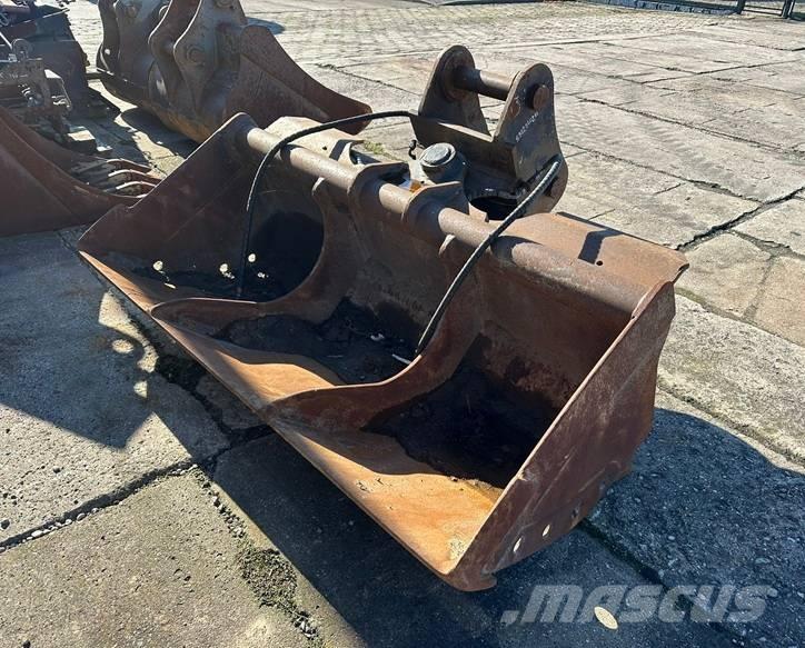 Hitachi ZX170-5B TLB's