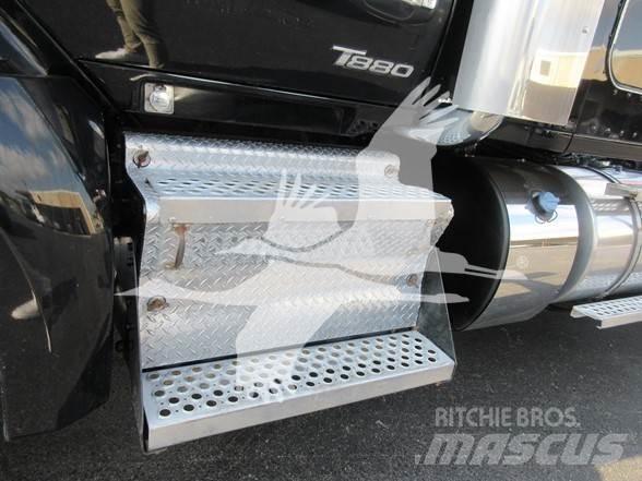 Kenworth T880 Truck Tractor Units