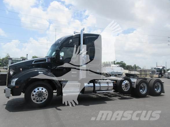 Kenworth T880 Truck Tractor Units