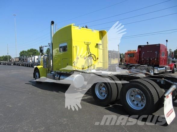 Peterbilt 389 Truck Tractor Units
