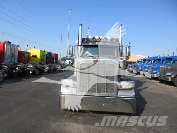 Peterbilt 389 Truck Tractor Units