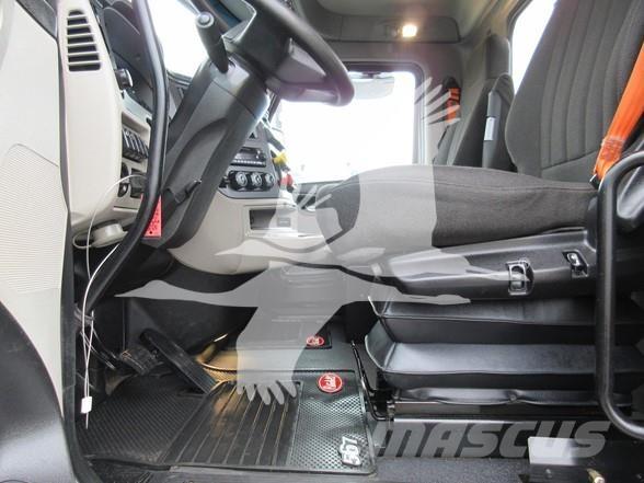 Peterbilt 567 Truck Tractor Units