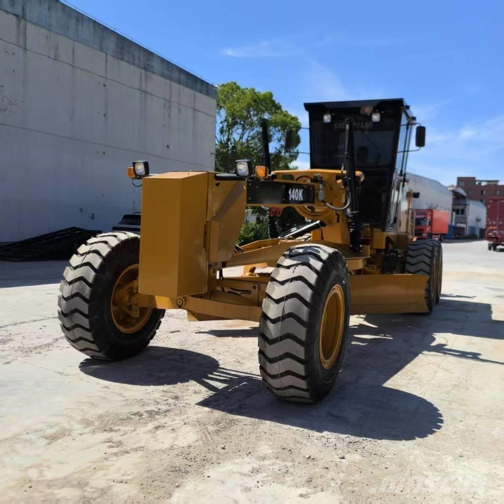 CAT 140 K Graders