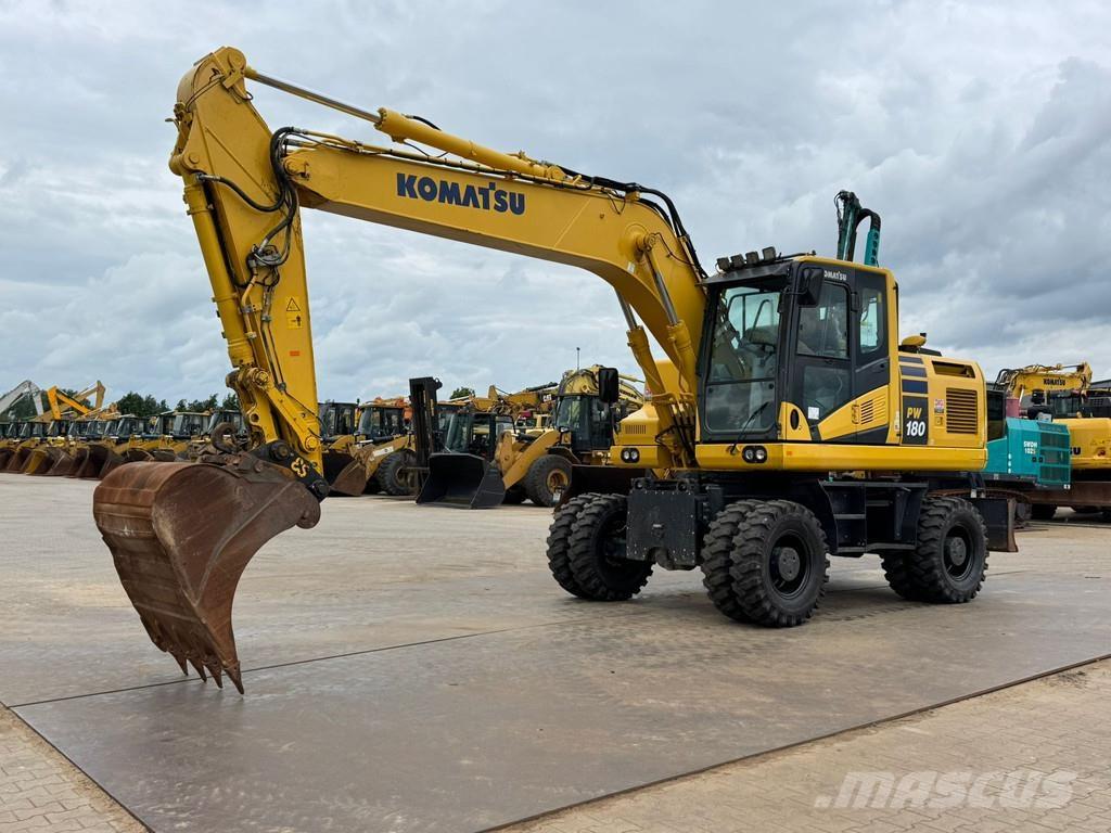 Komatsu PW180-11 Wheeled excavators