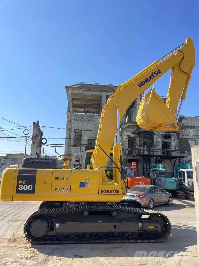 Komatsu PC 300 LC-7 Crawler excavators