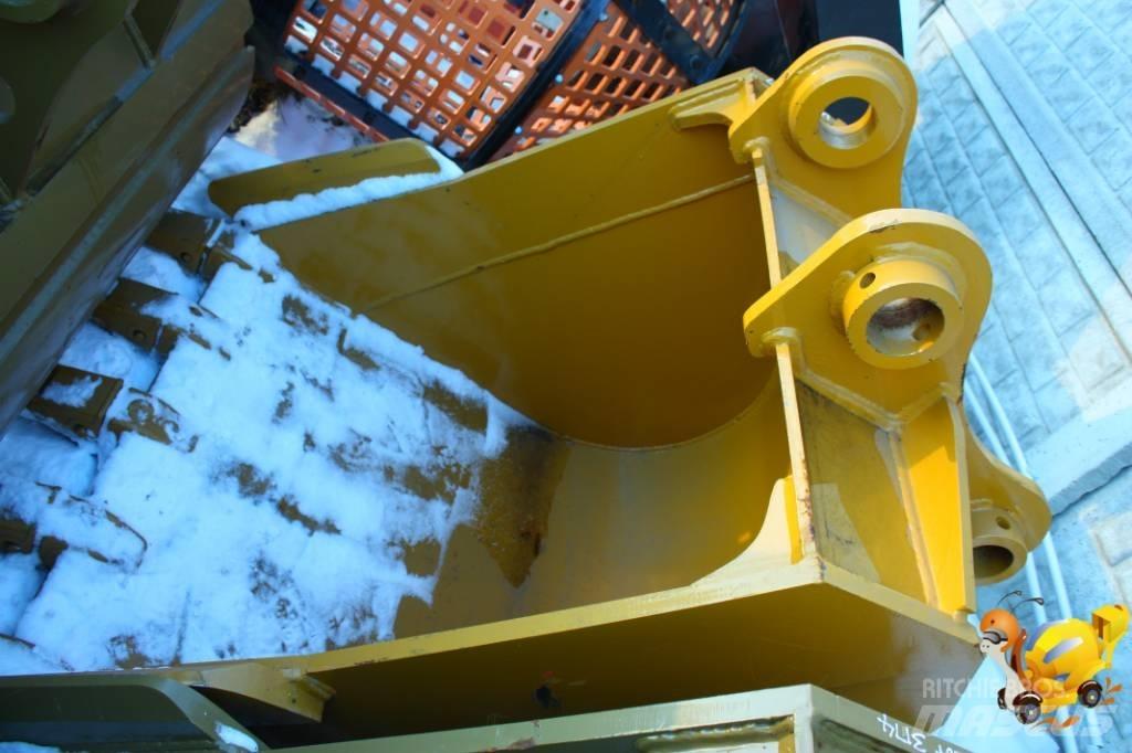 Komatsu PC 200 - 42` Buckets