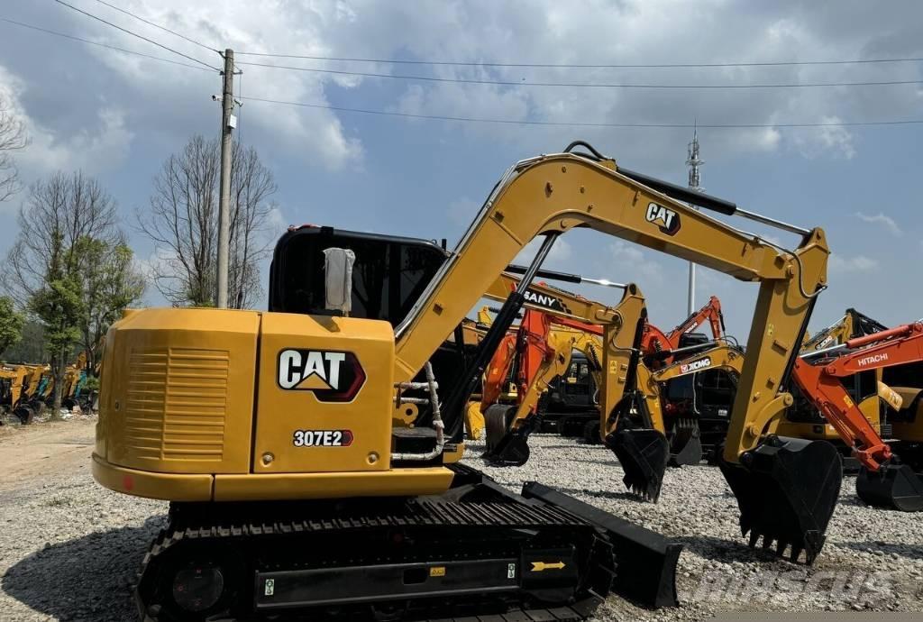 CAT 307 E2 Midi excavators  7t - 12t