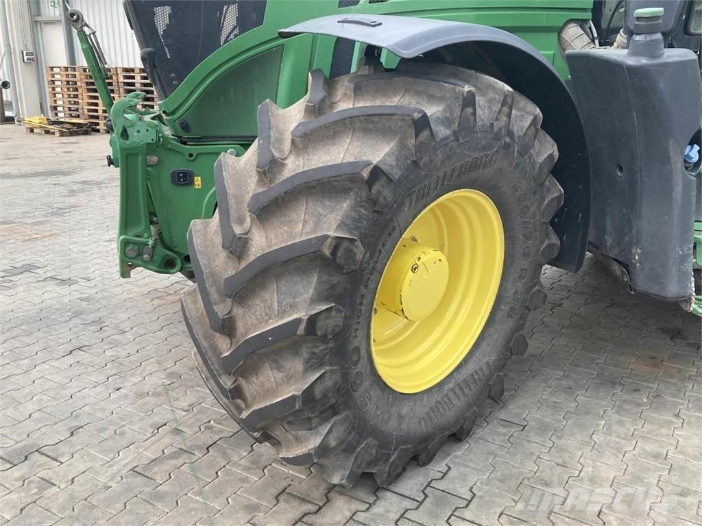 John Deere 6250R Tractors