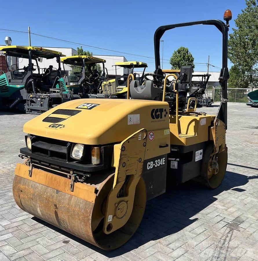 CAT CB 334E Twin drum rollers