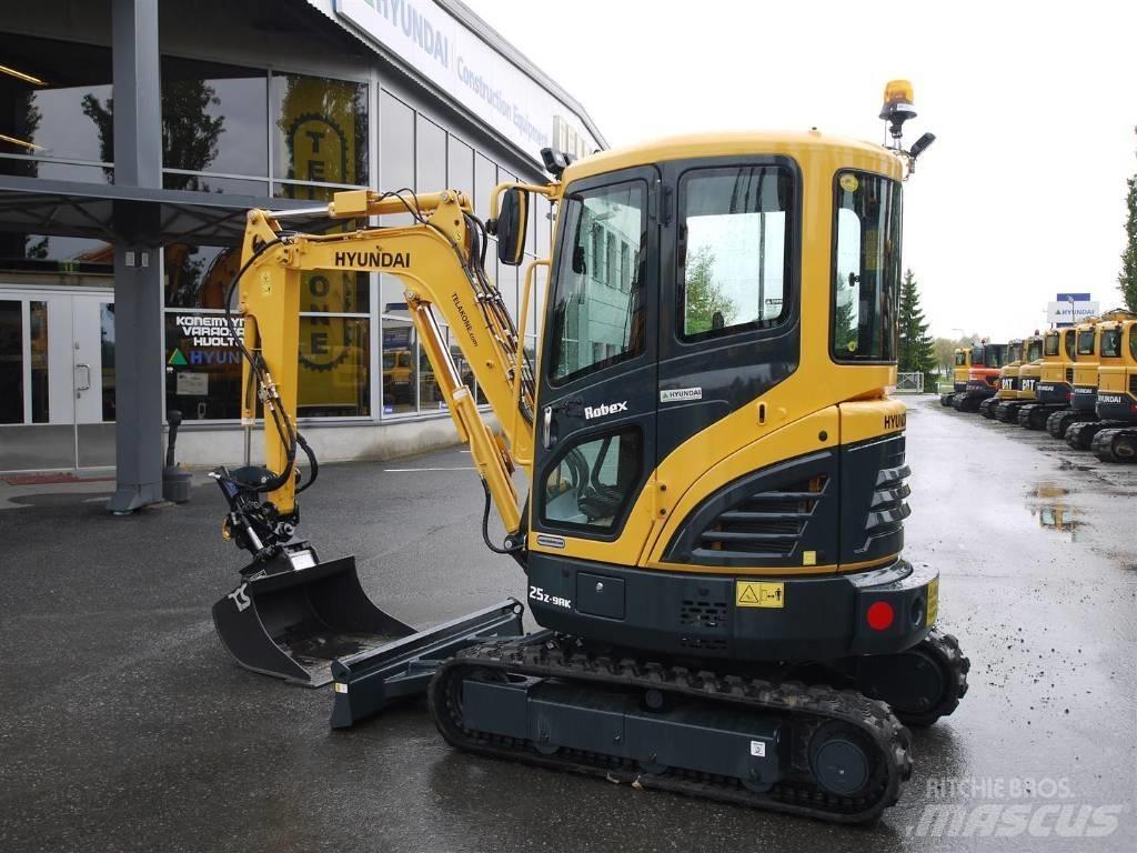 Hyundai R25Z-9AK Mini excavators < 7t