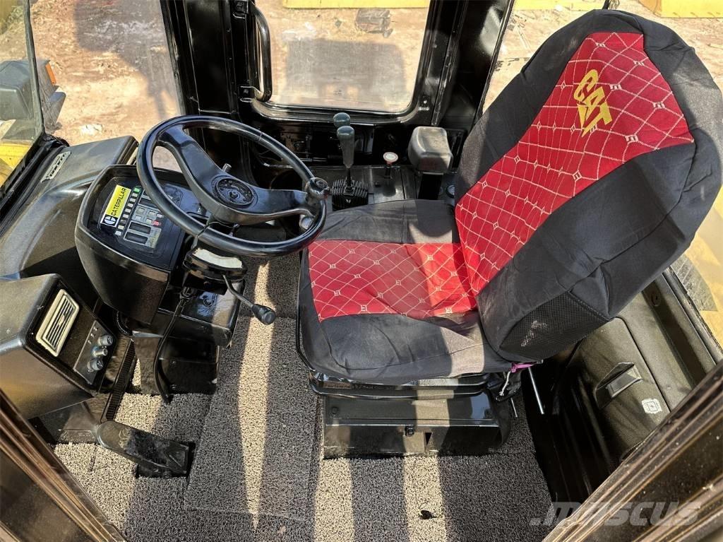 CAT 966G Wheel loaders