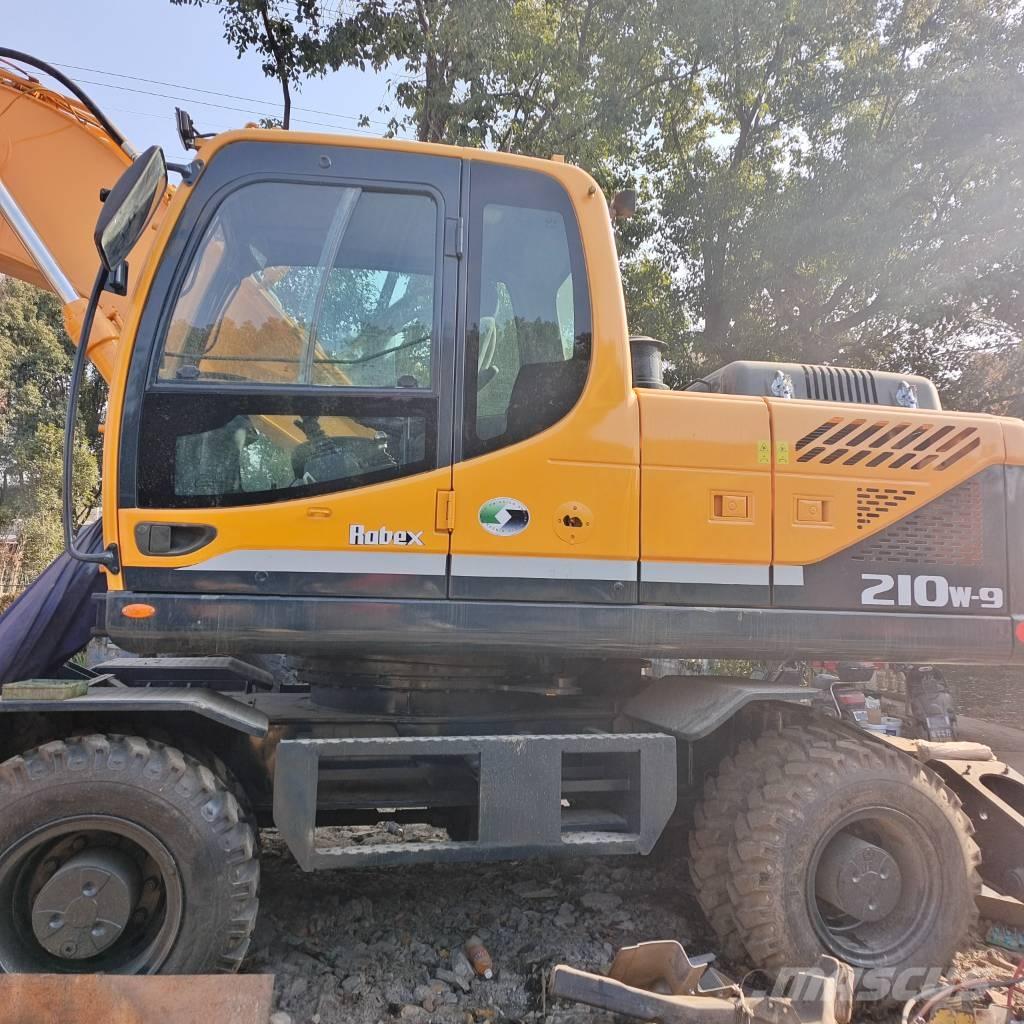 Hyundai HW 210 A Crawler excavators