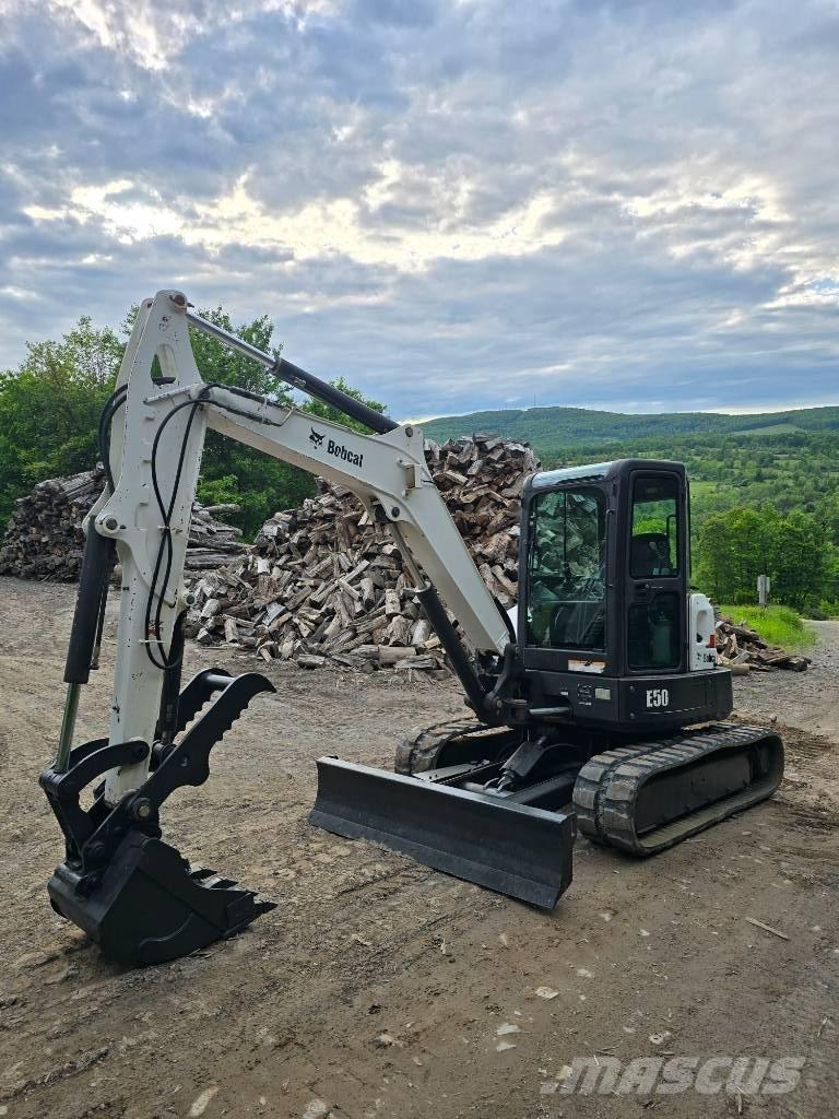 Bobcat E 50 Mini excavators < 7t
