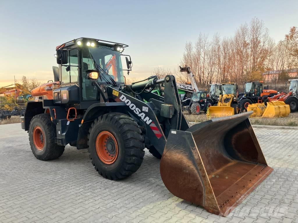 Doosan DL 280-7 Wheel loaders