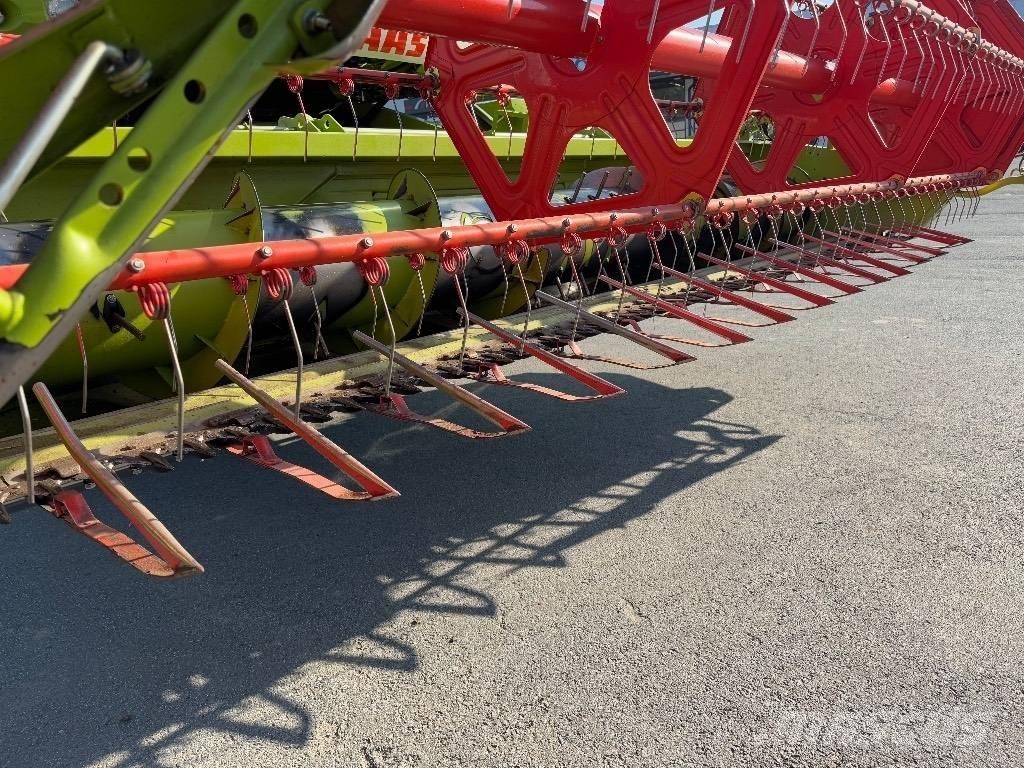 CLAAS Tucano 420 APS Combine harvesters