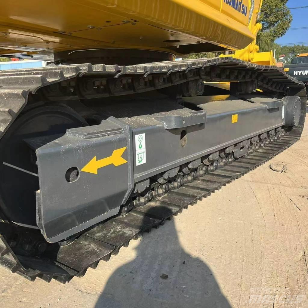 Komatsu PC240LC-8 Mini excavators < 7t