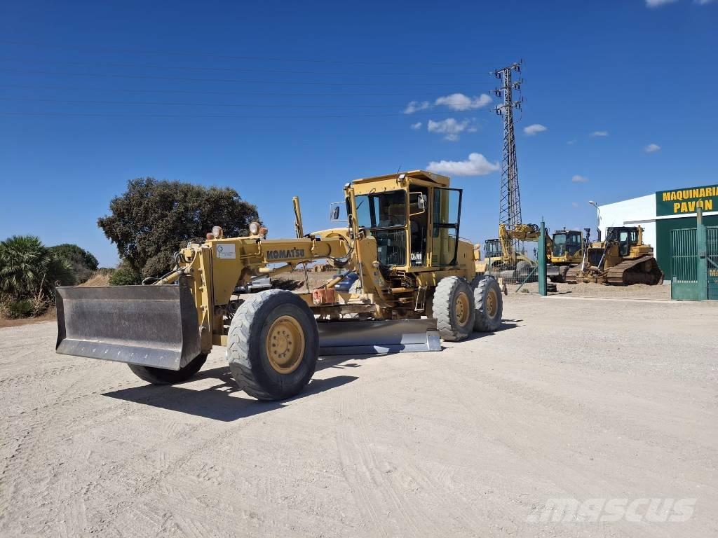 Komatsu GD 521 A-1E Other