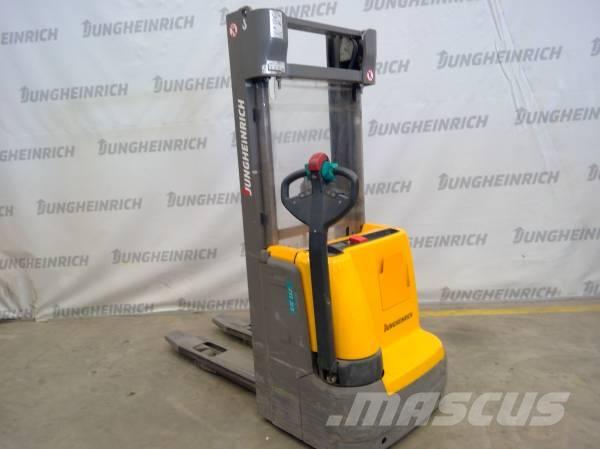 Jungheinrich EJC 112 Pedestrian stacker