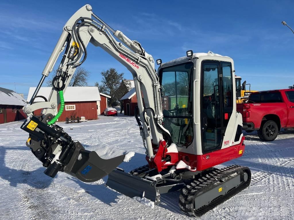 Takeuchi TB225 Mini excavators < 7t