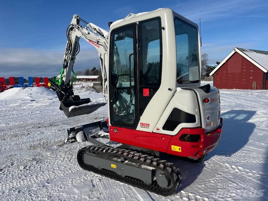 Takeuchi TB225 Mini excavators < 7t