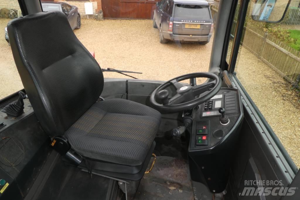 Terberg yt222 Truck Tractor Units
