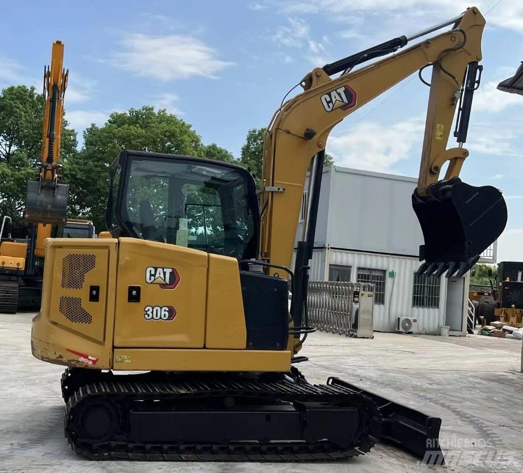 CAT 306 Mini excavators < 7t