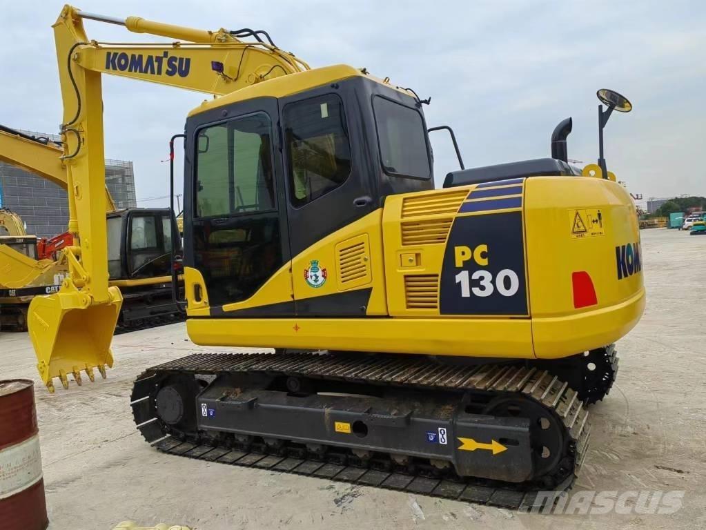 Komatsu PC 130-7K Midi excavators  7t - 12t