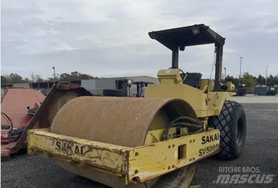 Sakai SV 500 D Single drum rollers