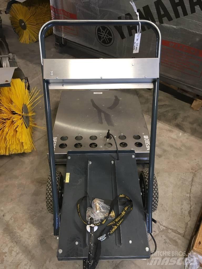 Nesbo GF600 E Other groundscare machines
