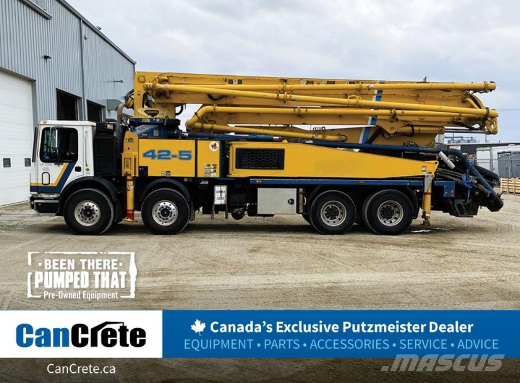 Putzmeister (#196) 42M Concrete pumps