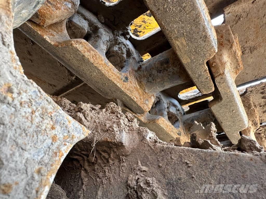 JCB JS 200 LC Crawler excavators