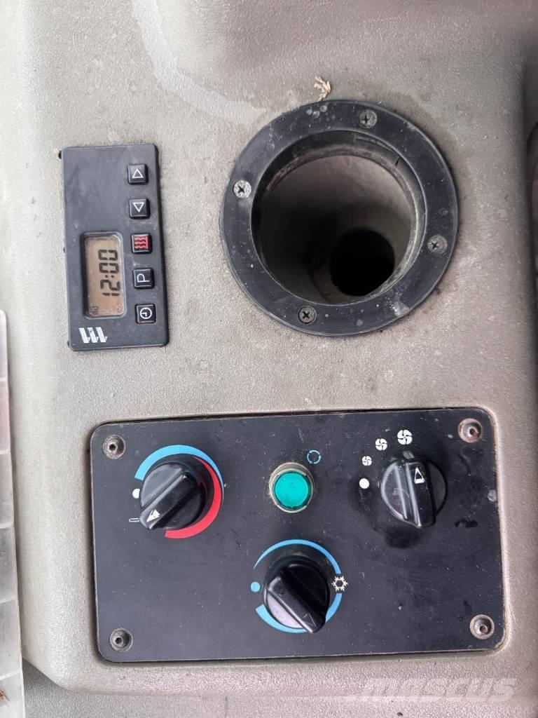 CASE 330 B Articulated Haulers