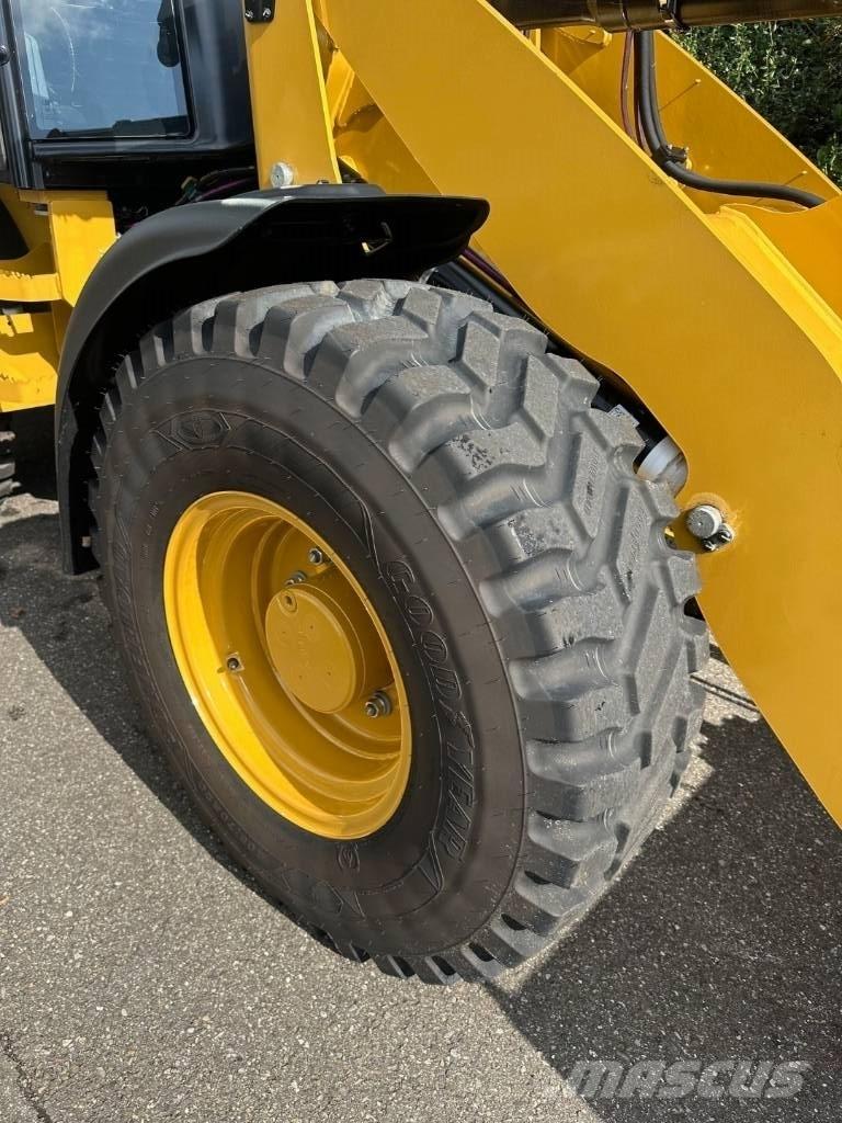 CAT 908 Wheel loaders