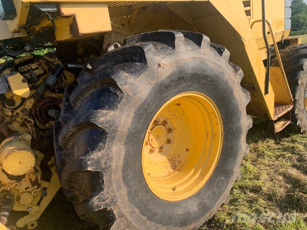 New Holland Fx375 Self-propelled foragers