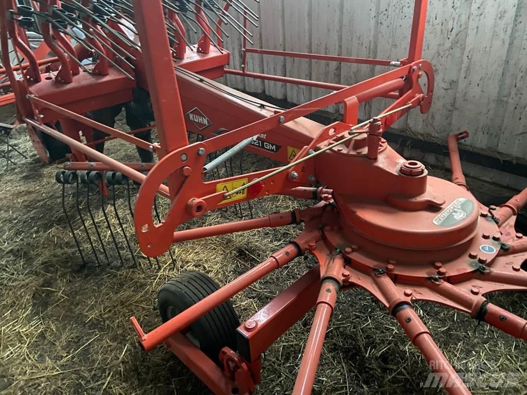 Kuhn GA4321 Windrowers