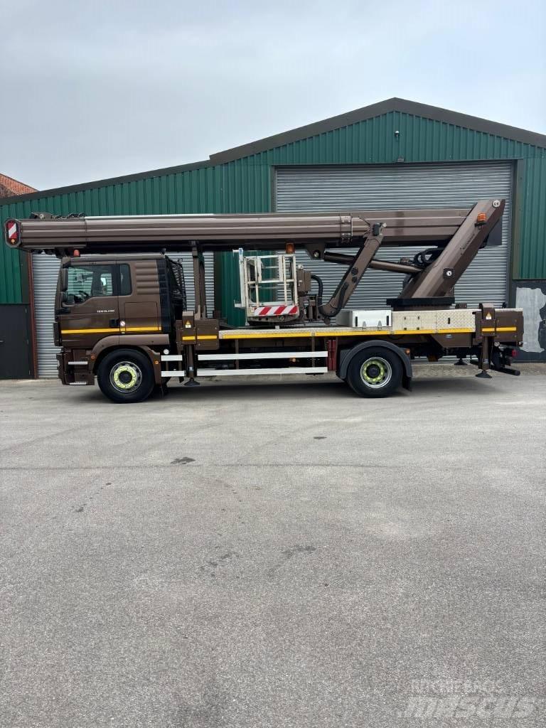 Ruthmann T380 Truck mounted aerial platforms