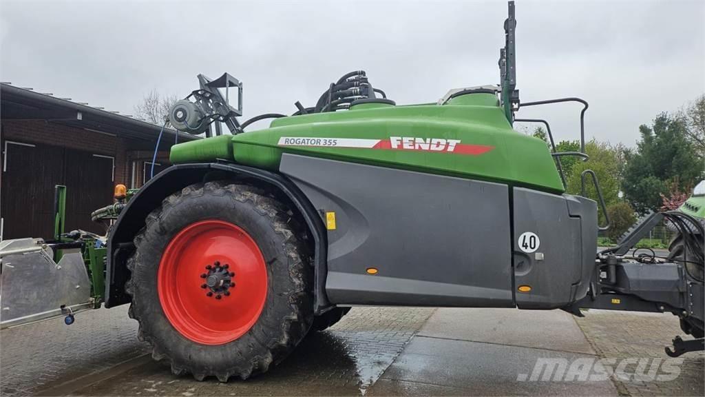 Fendt Rogator 355 Trailed sprayers