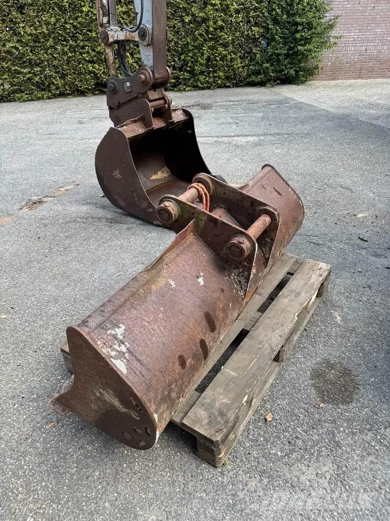 Takeuchi TB 175 Midi excavators  7t - 12t