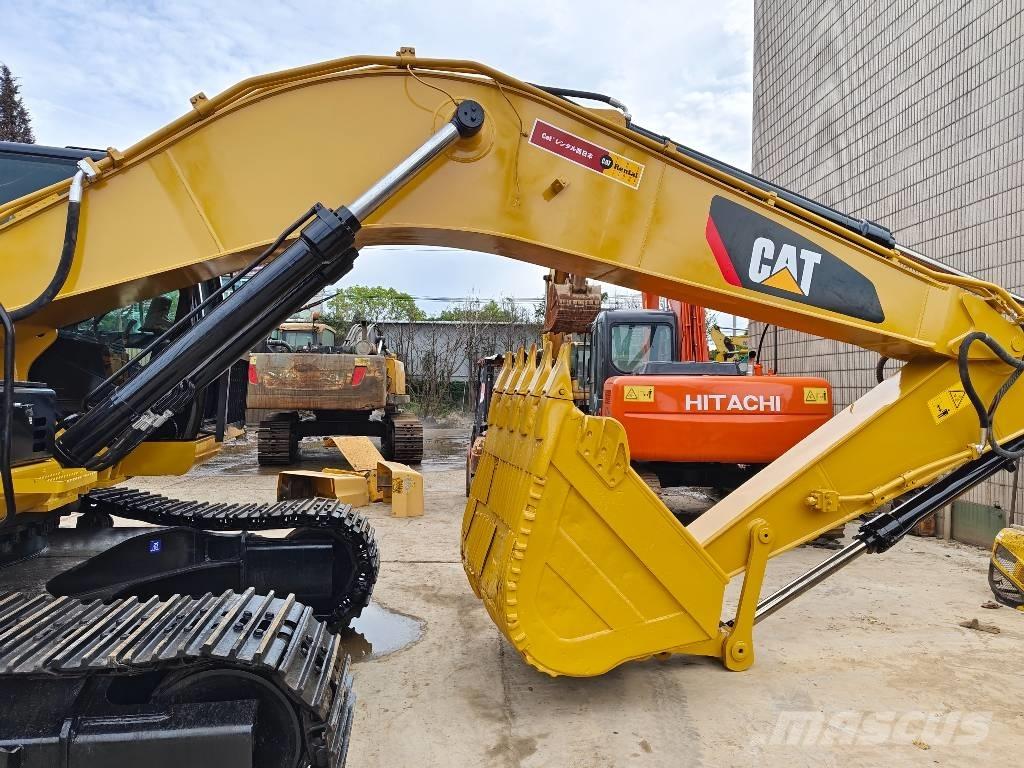 CAT 330D2L Crawler excavators