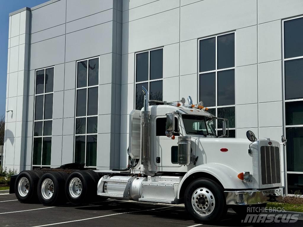 Peterbilt 367 Truck Tractor Units