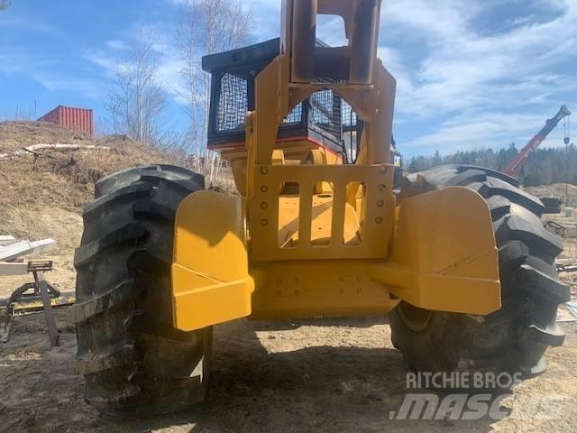CAT 525B Skidders