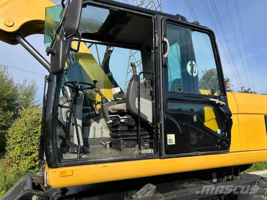CAT M 322 D Wheeled excavators