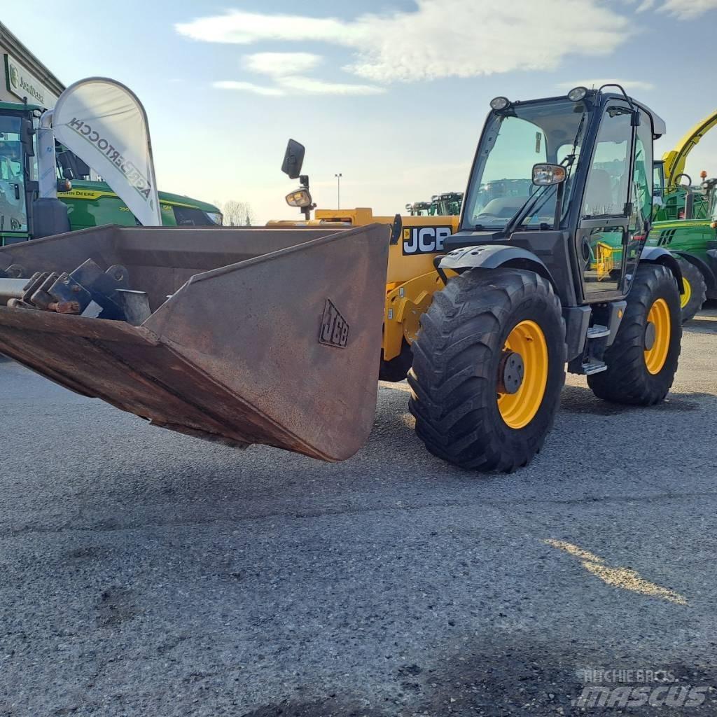 JCB 550-80 Farming telehandlers