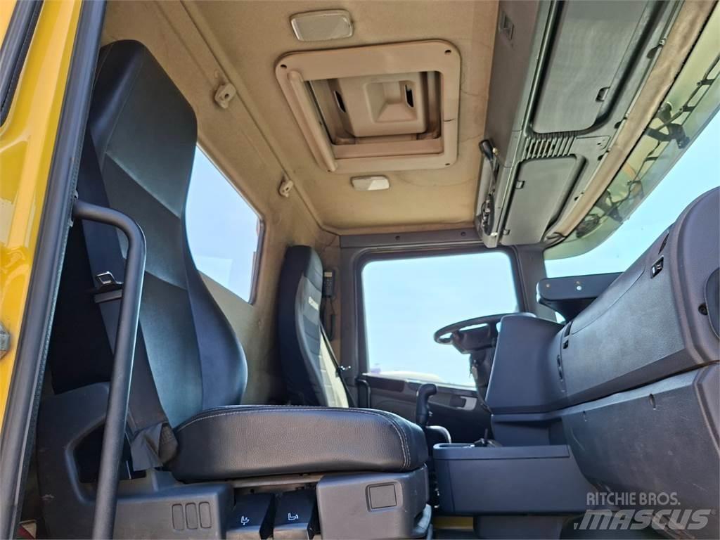 Scania T 420 LA Truck Tractor Units