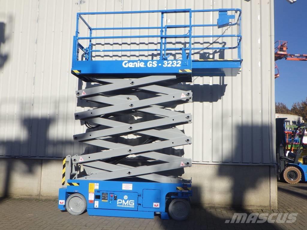 Genie GS3232 Scissor lifts